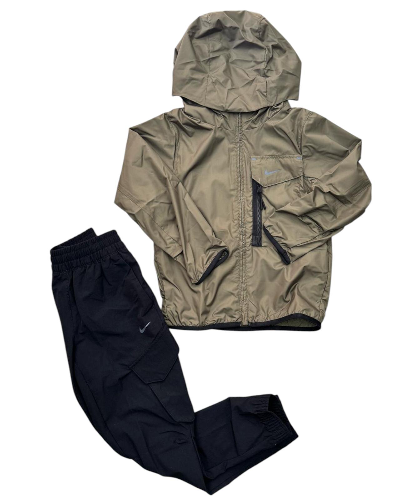 Giubotto E Pantalone Nike