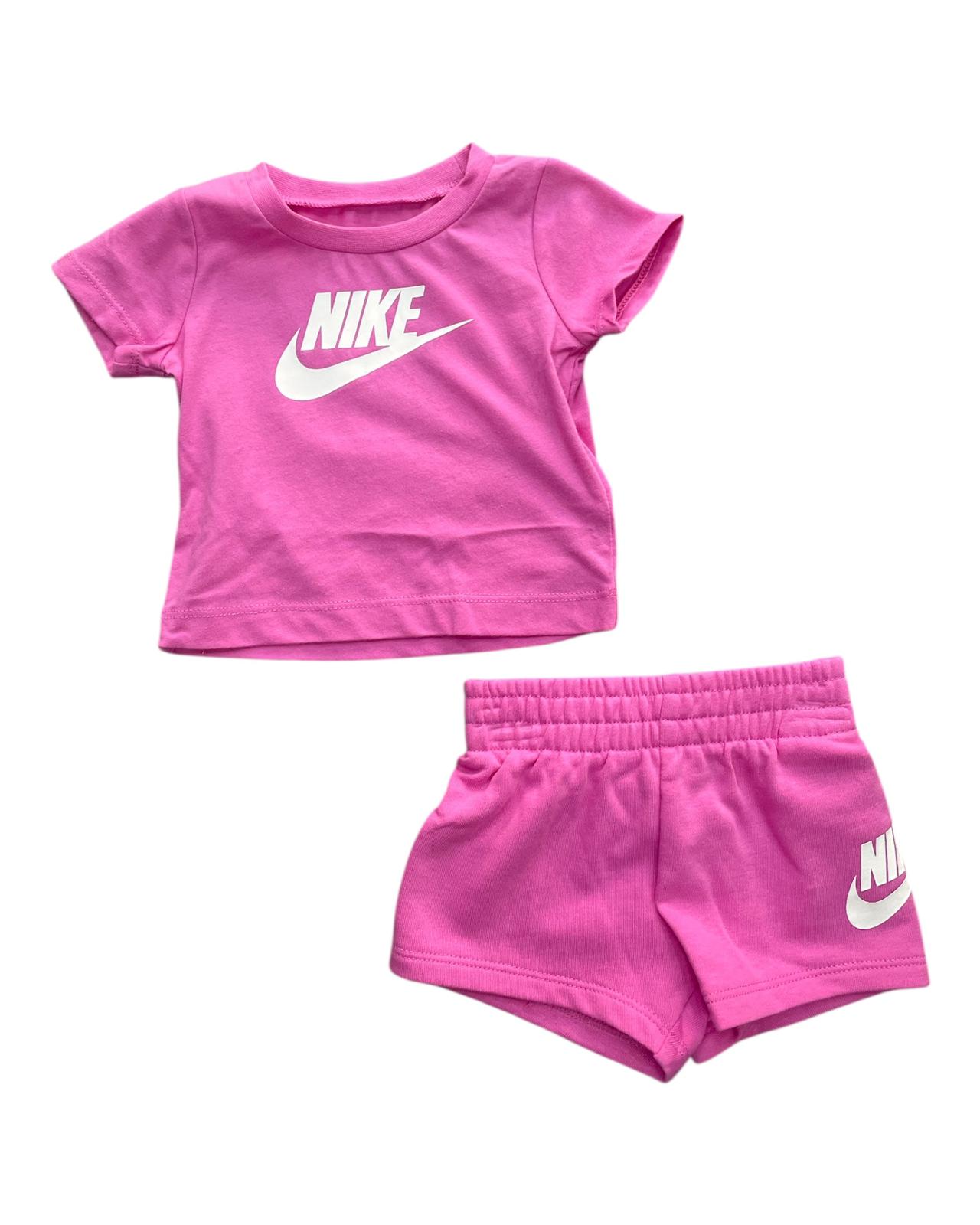 T Shirt e Short Nike