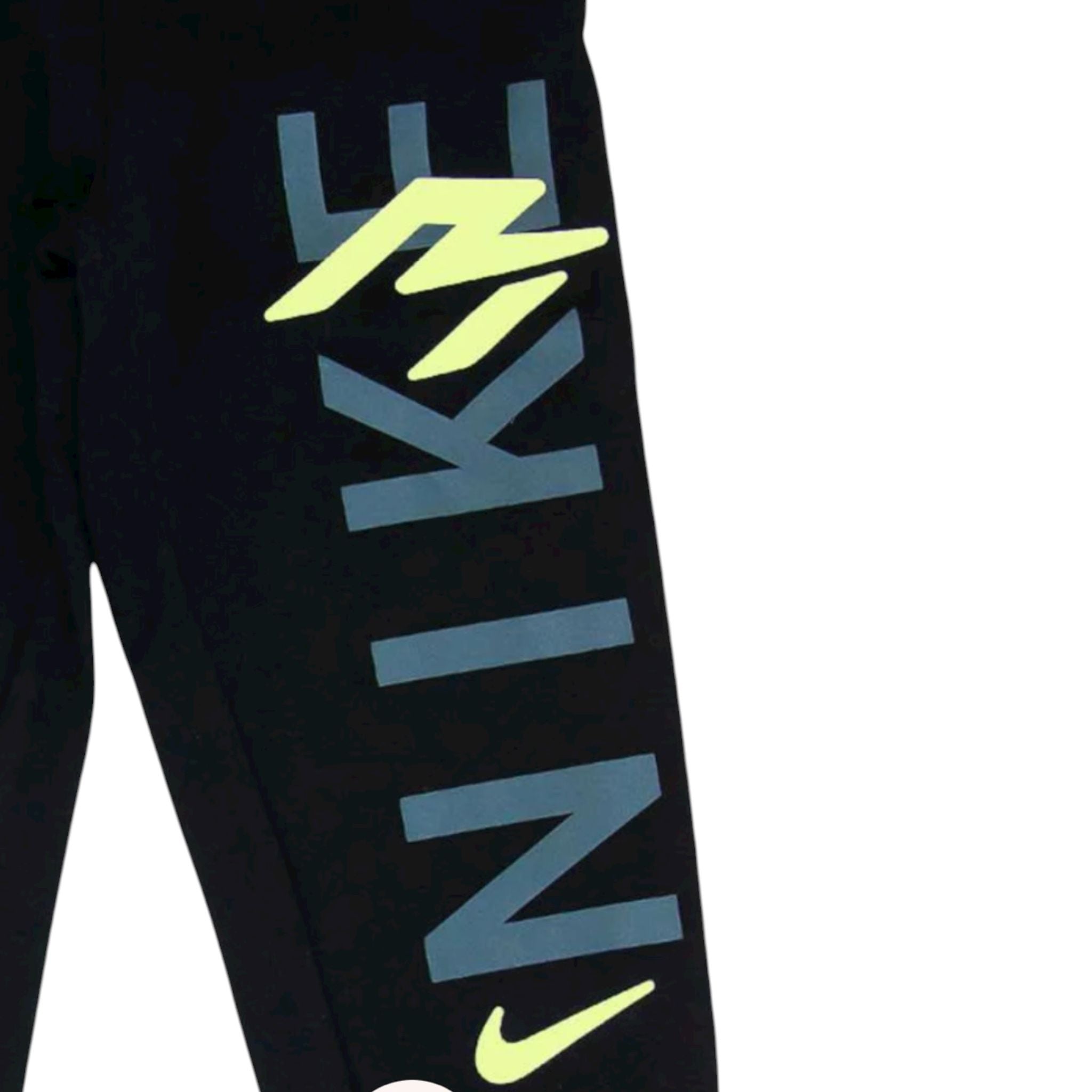 PANTATUTA NIKE