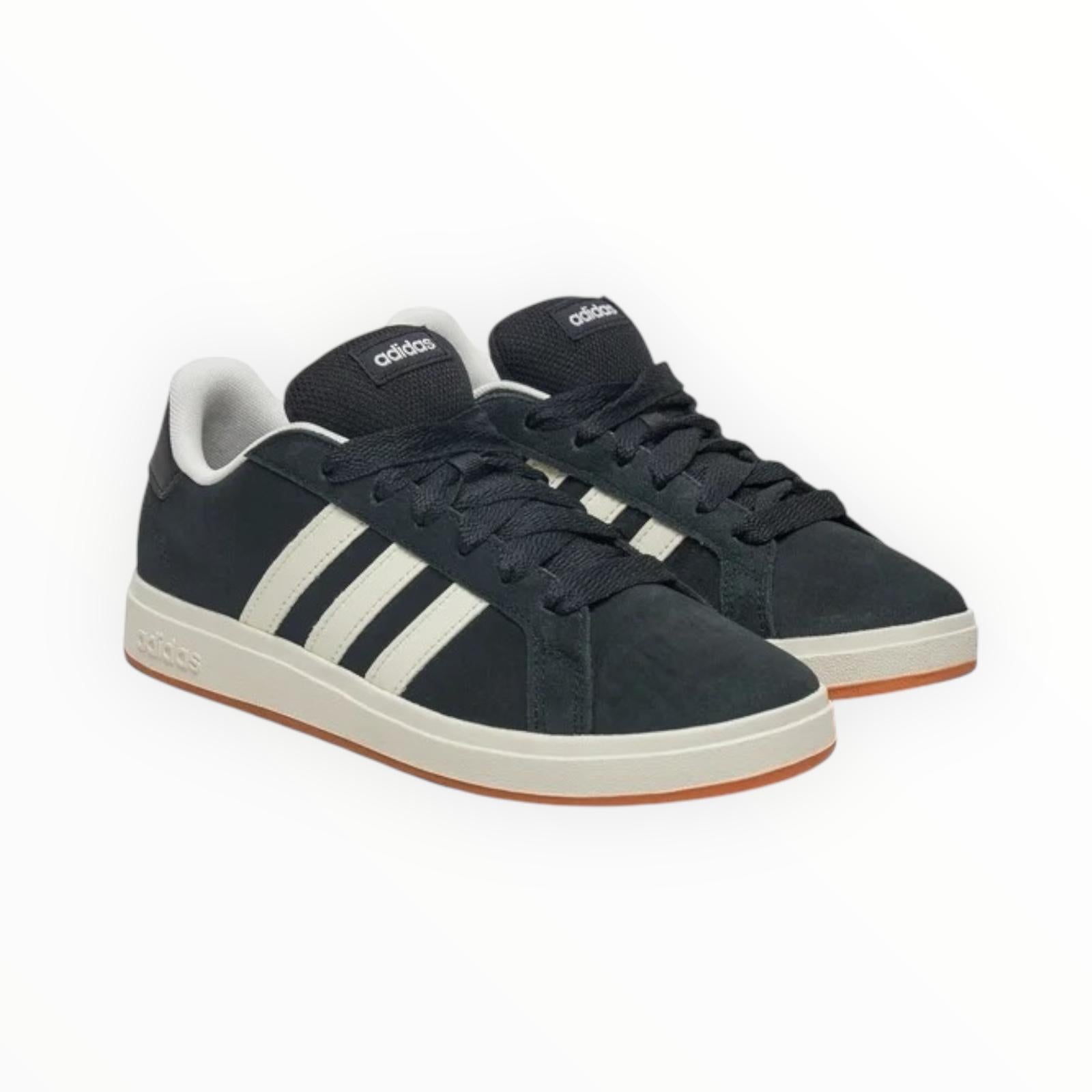 Adidas grand court