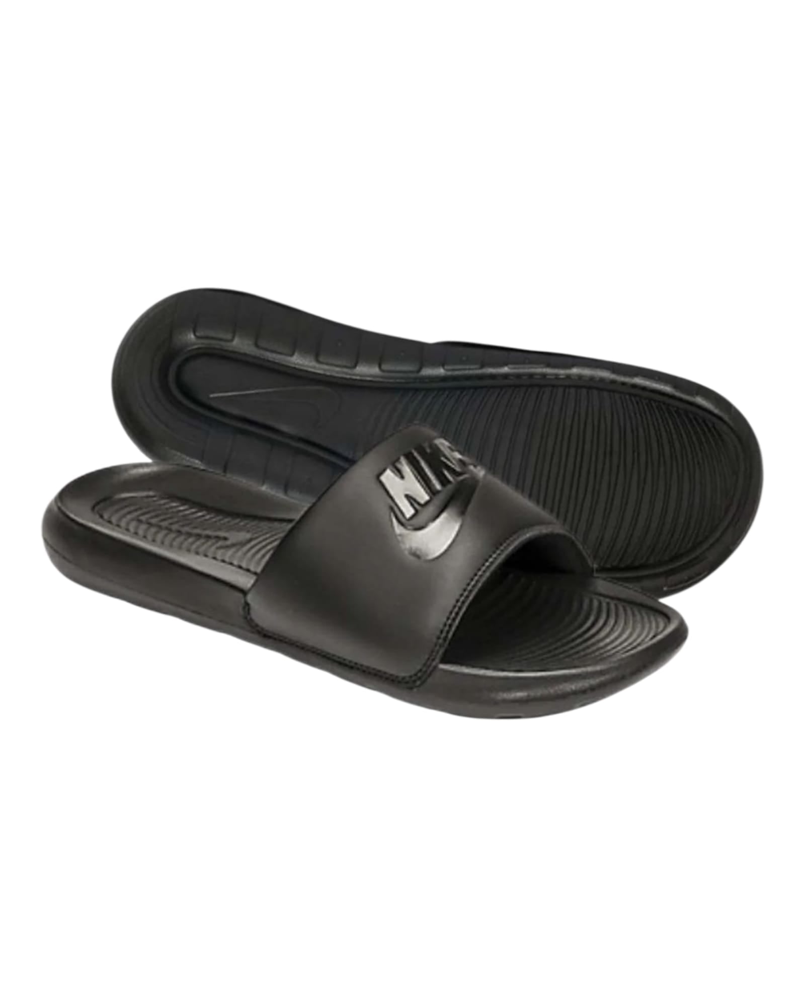 Nike victori one