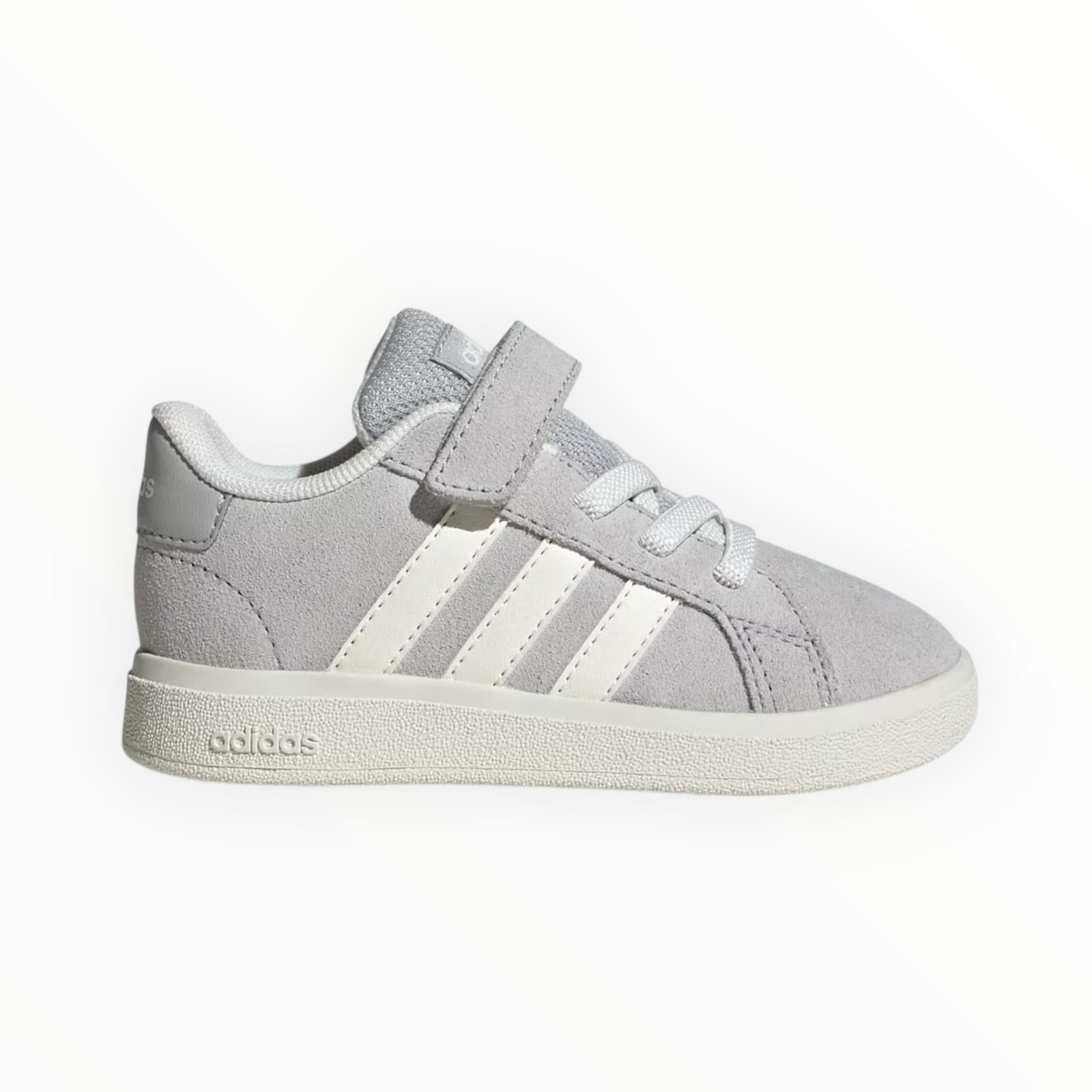 Adidas grand court