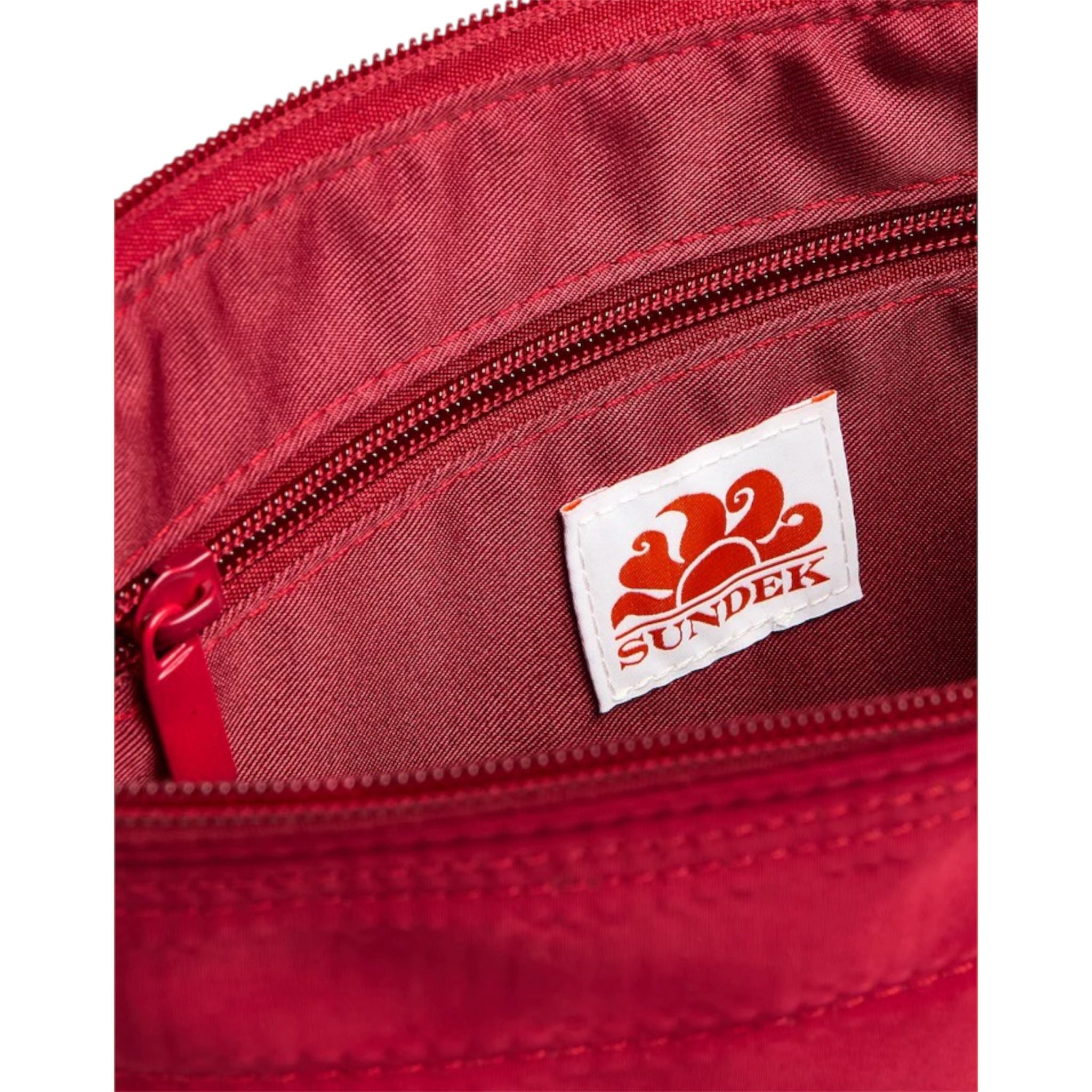 POCHETTE SUNDEK A9001 SCARLET