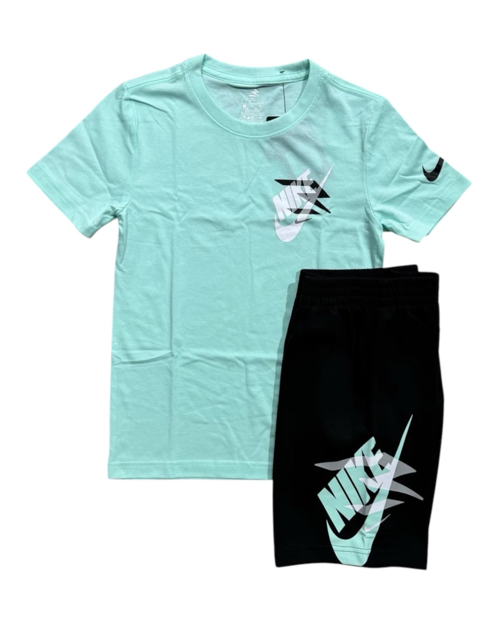 T Shirt e Short Nike