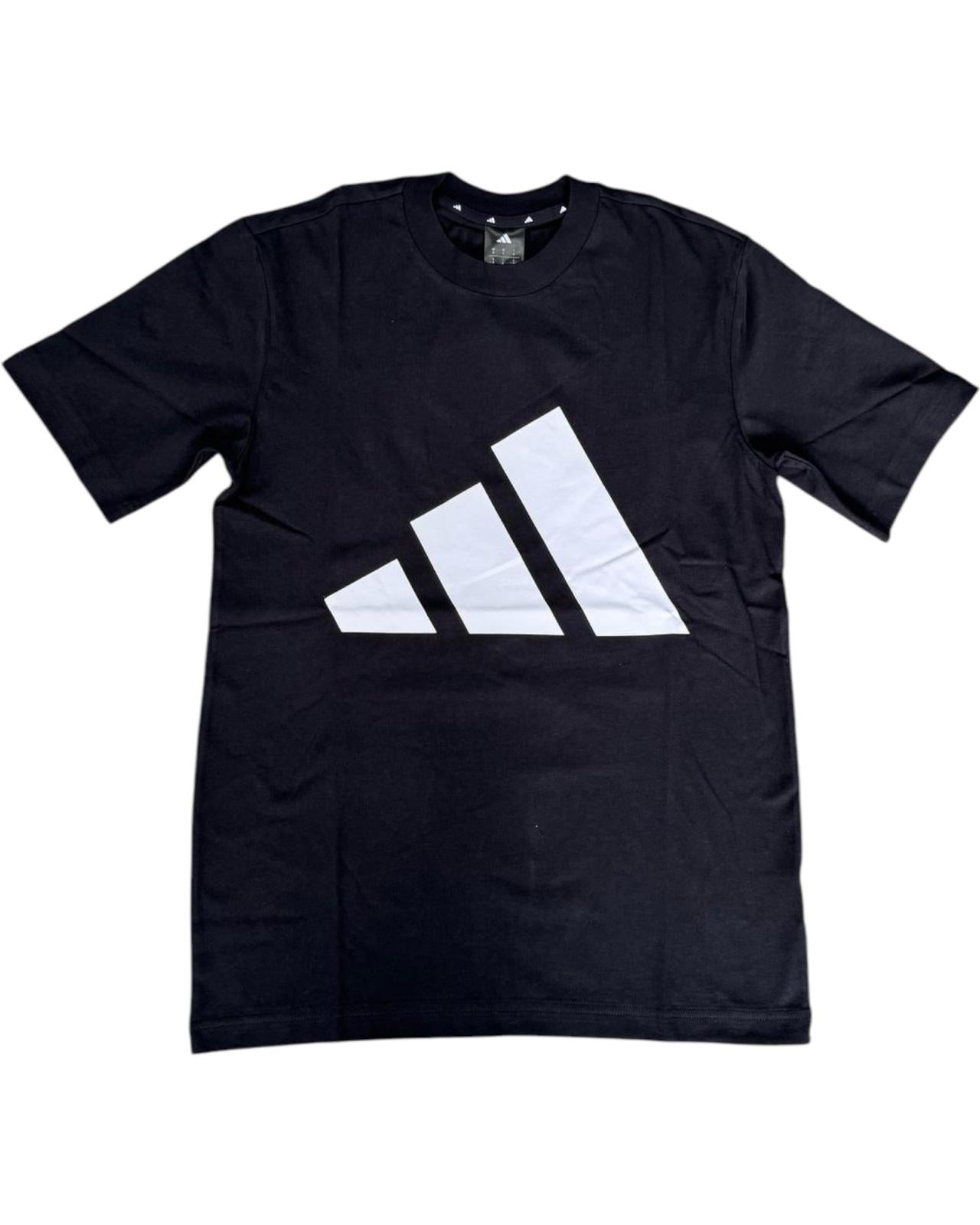 T Shirt e Short Adidas