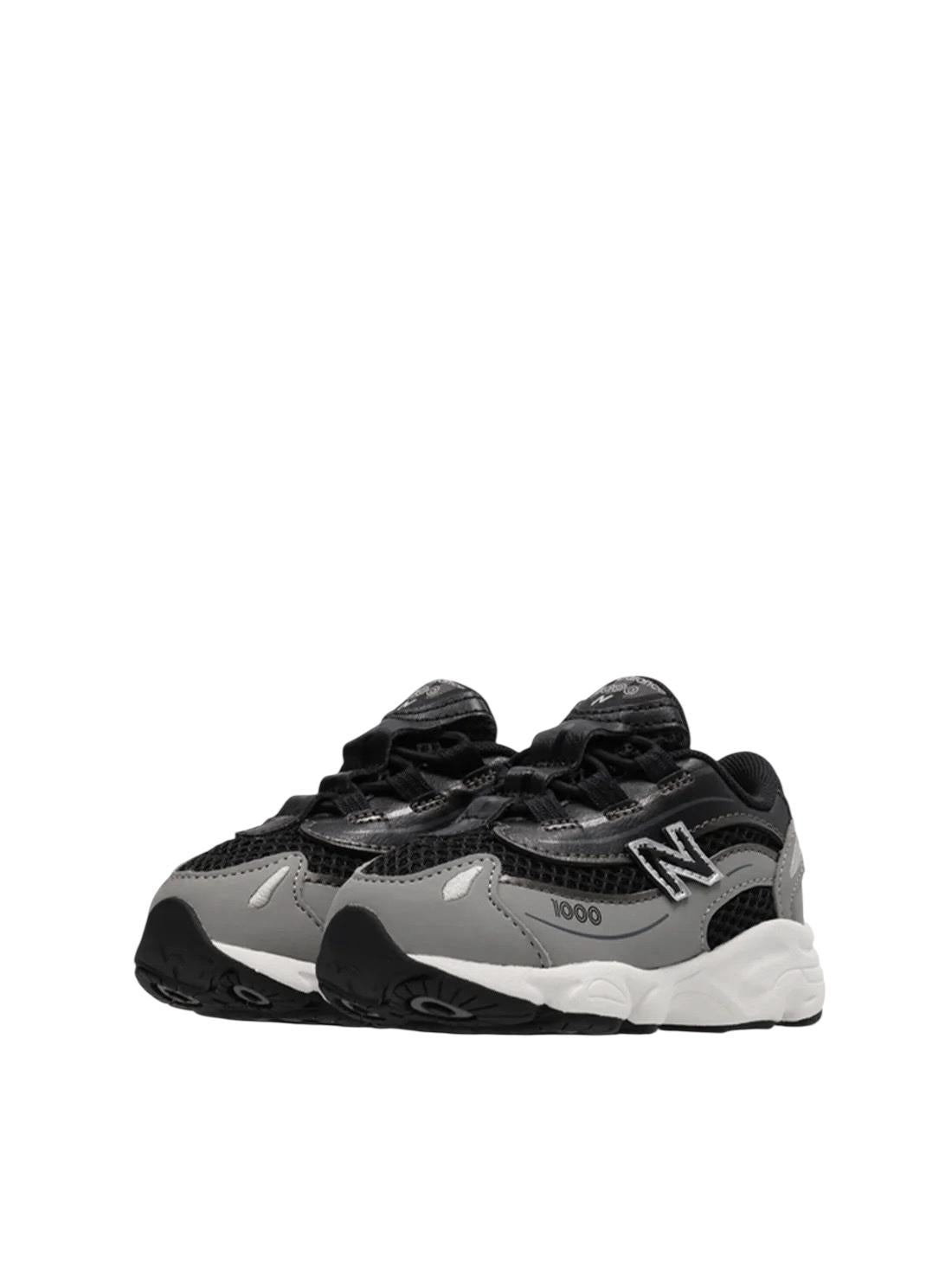 Sneakers con strappo New Balance 2002