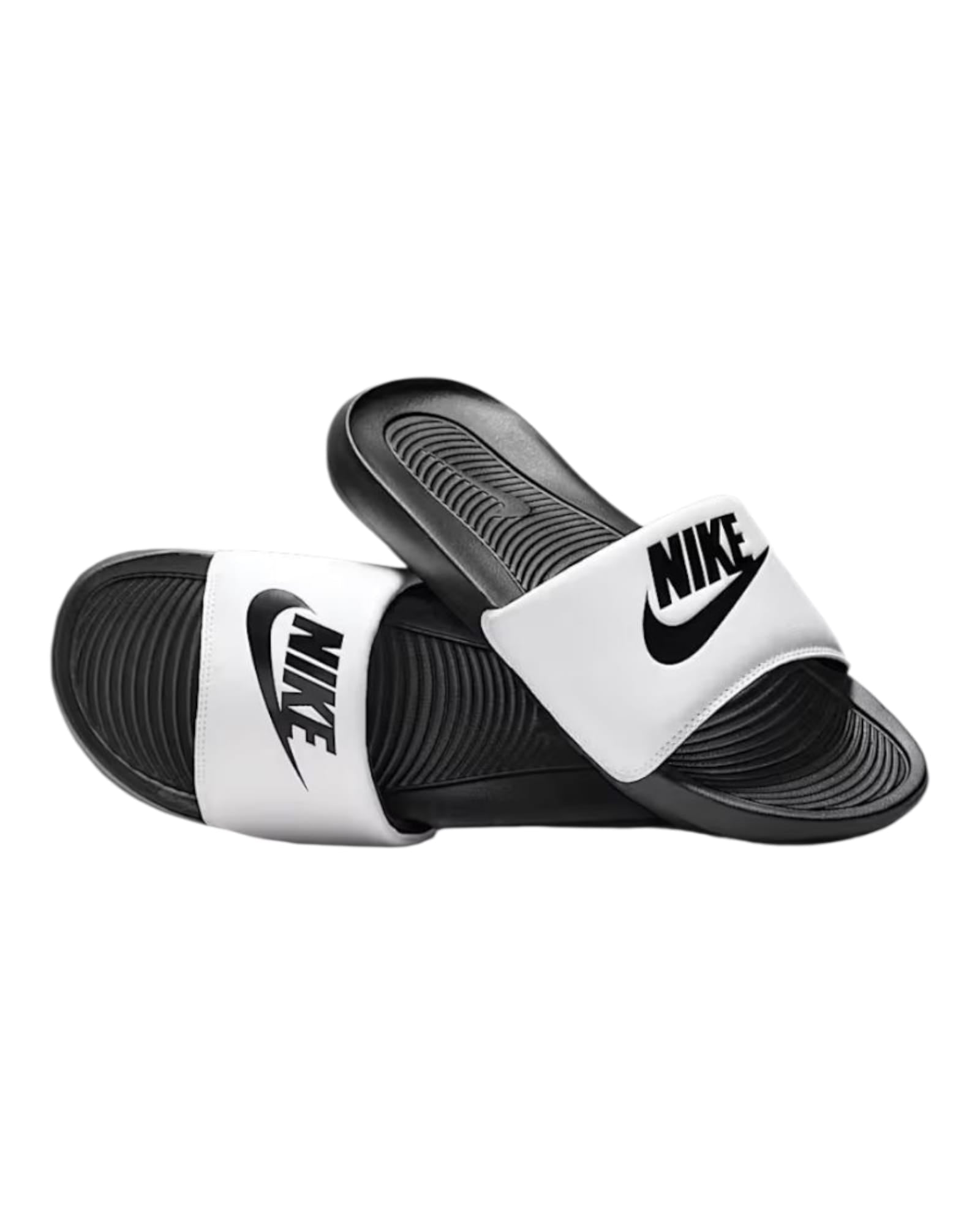 Nike victori one