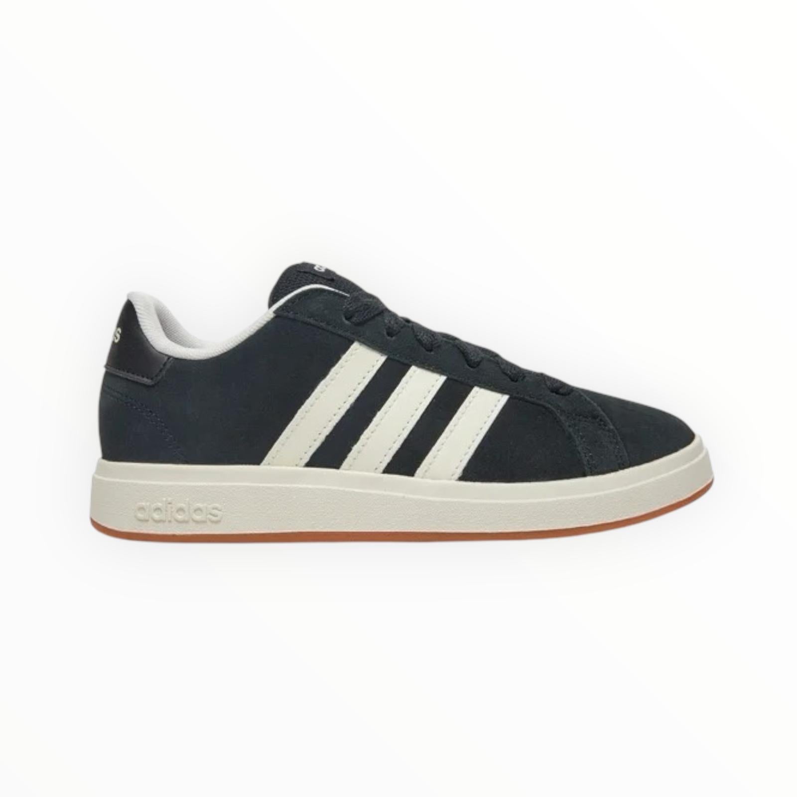 Adidas grand court
