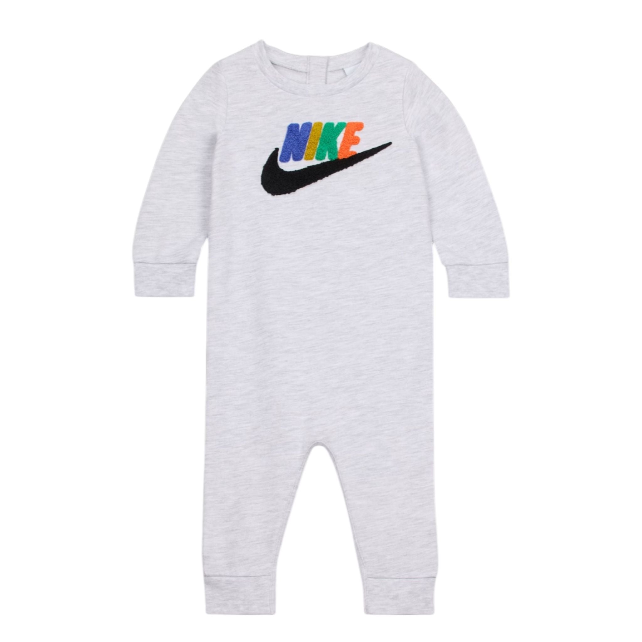TUTA INTERA NIKE